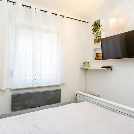 House Mara Διαμέρισμα Μεντουλίν