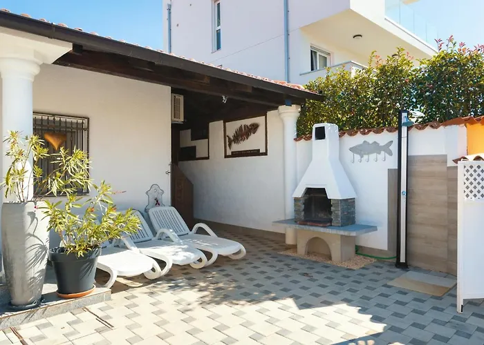 House Mara Medulin